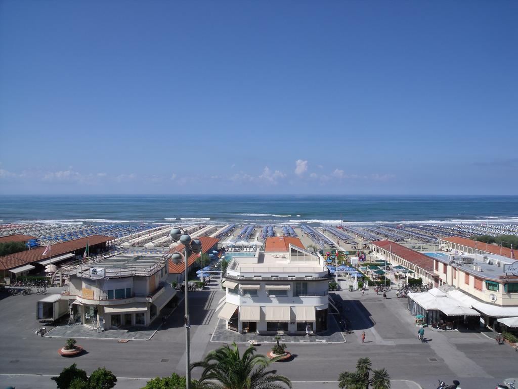 Apartmán Centro Residenziale Maestoso Viareggio Exteriér fotografie