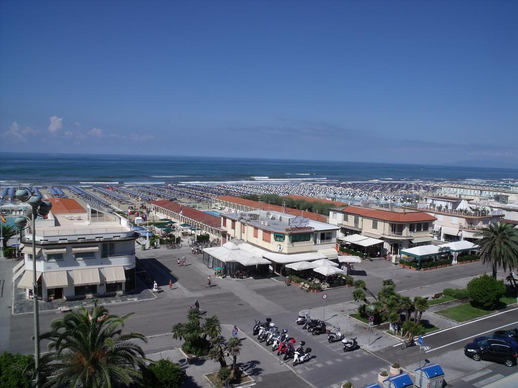 Apartmán Centro Residenziale Maestoso Viareggio Exteriér fotografie
